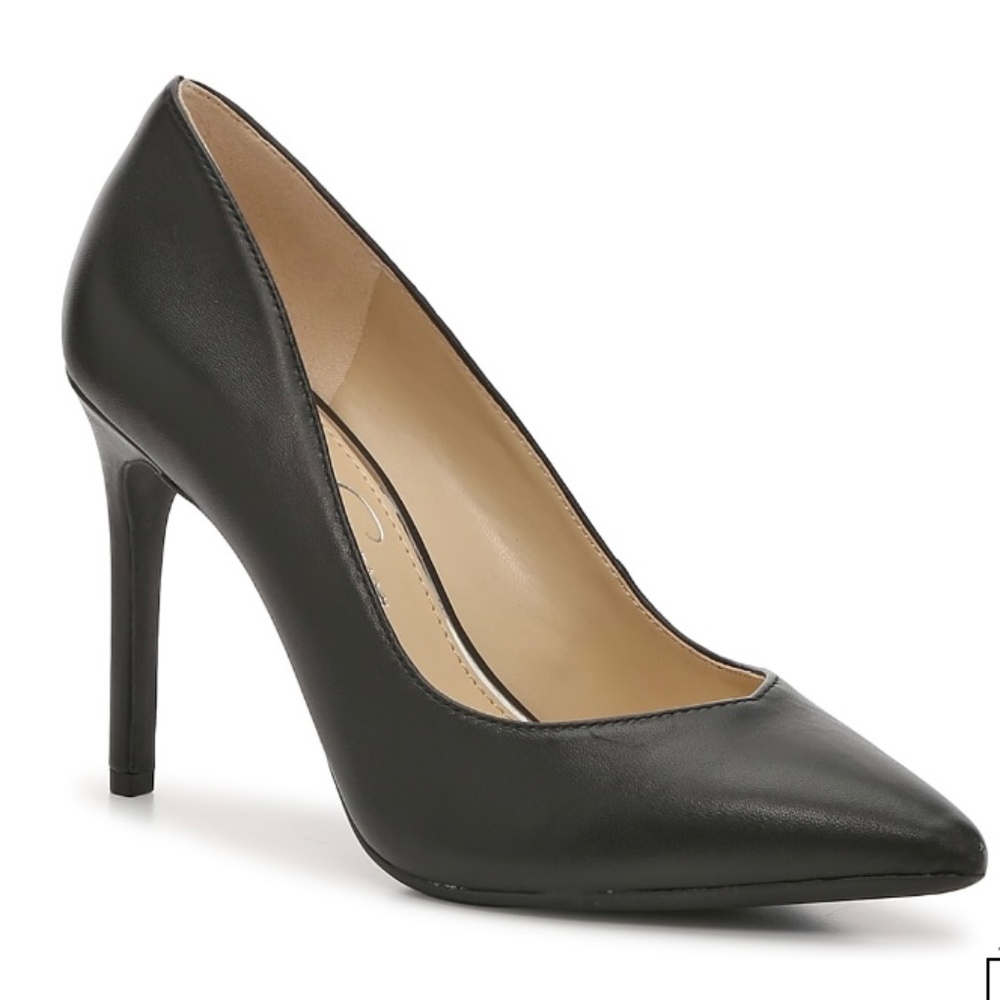 Jessica Simpson Black Haneh Pumps Size 9W